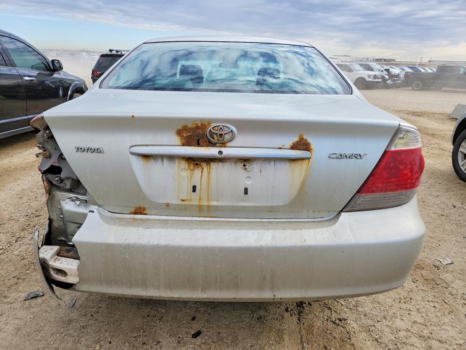 50217216 :رقم المزاد ، JTDBE32K753026028 vin ، 2005 Toyota Camry مزاد بيع