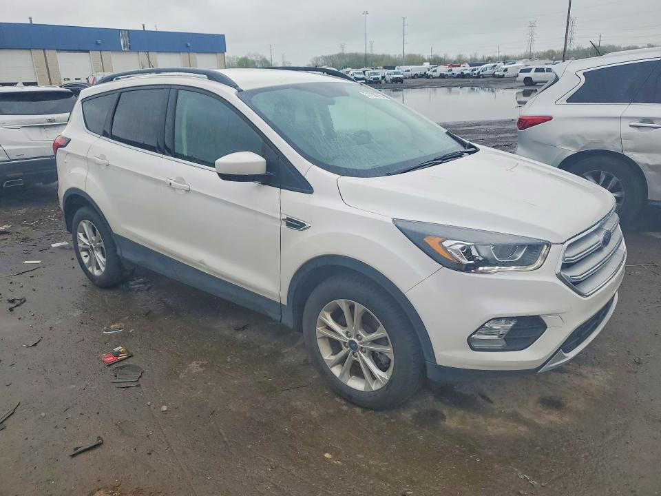 51756716 :رقم المزاد ، 1FMCU9HD1KUB98138 vin ، 2019 Ford Escape مزاد بيع