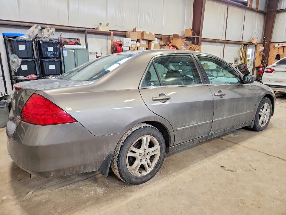 48642766 :رقم المزاد ، 1HGCM56797A807576 vin ، 2007 Honda Accord مزاد بيع