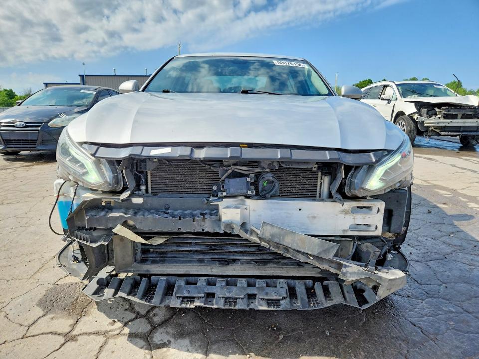 2021 Nissan Altima მანქანა იყიდება აუქციონზე, vin: 1N4BL4EV0MN336127, აუქციონის ნომერი: 50076156