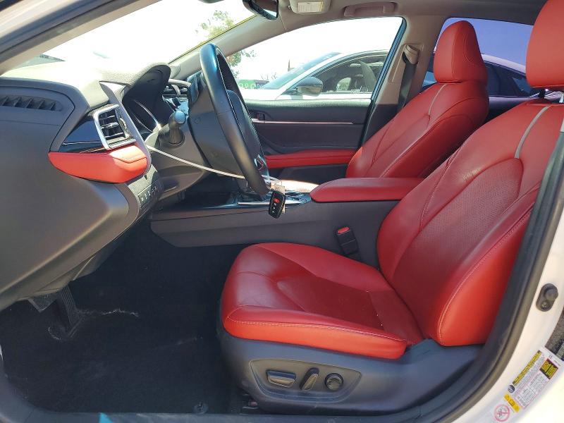 Продаж на аукціоні авто 2018 Toyota Camry, vin: 4T1B61HK8JU106253, номер лоту: 51899866