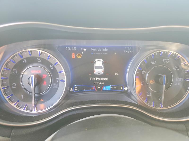 Продаж на аукціоні авто 2018 Chrysler 300, vin: 2C3CCAAG2JH341004, номер лоту: 49220066