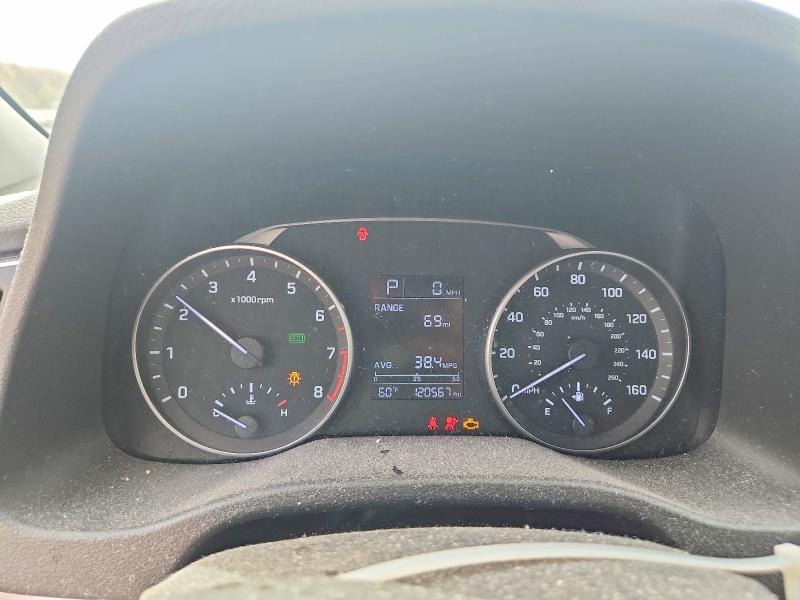 2017 Hyundai Elantra მანქანა იყიდება აუქციონზე, vin: 5NPD84LF5HH003296, აუქციონის ნომერი: 51851836