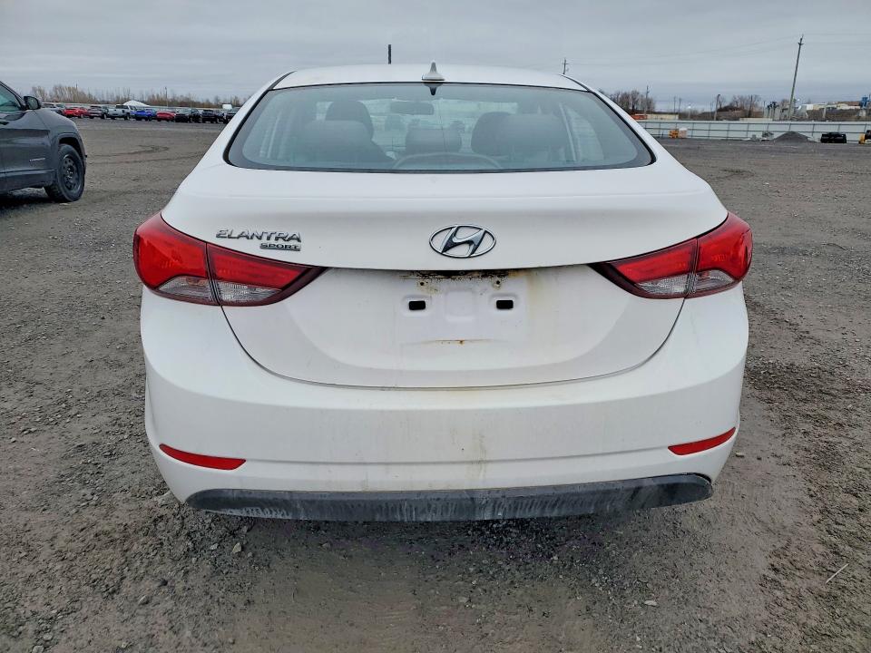 Продажа на аукционе авто 2016 Hyundai Elantra, vin: KMHDH4AE6GU582390, номер лота: 49882636