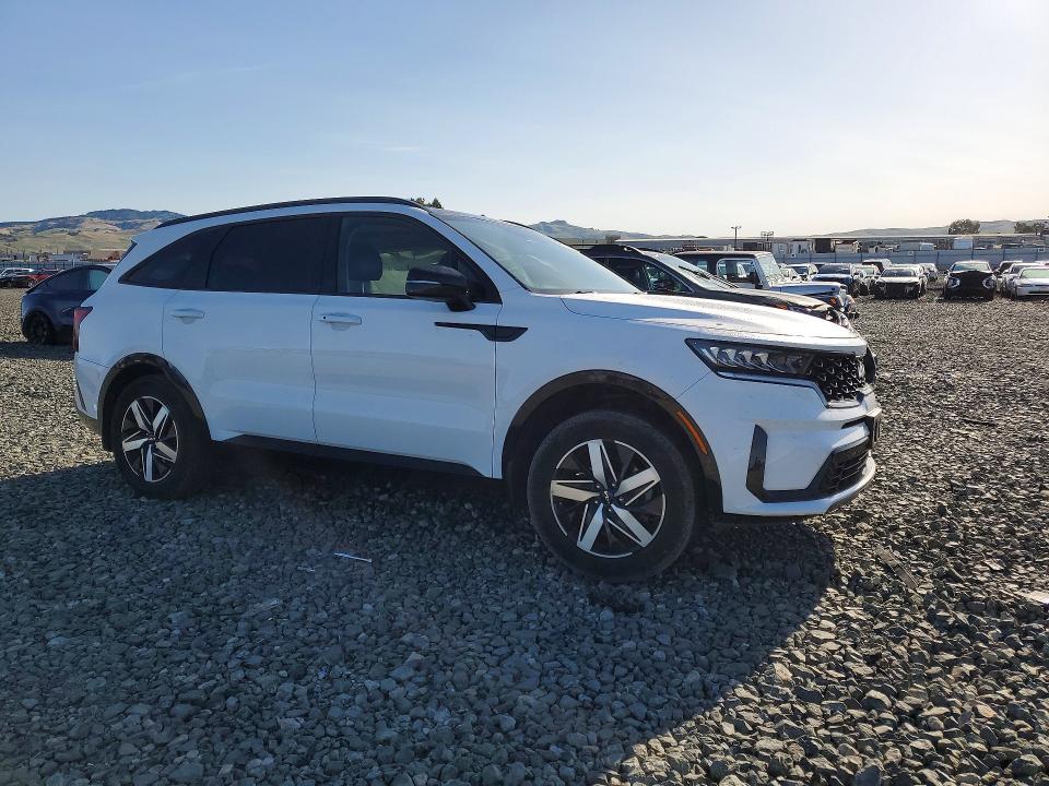 Продажа на аукционе авто 2022 Kia Sorento, vin: 5XYRL4LC2NG105183, номер лота: 49684686
