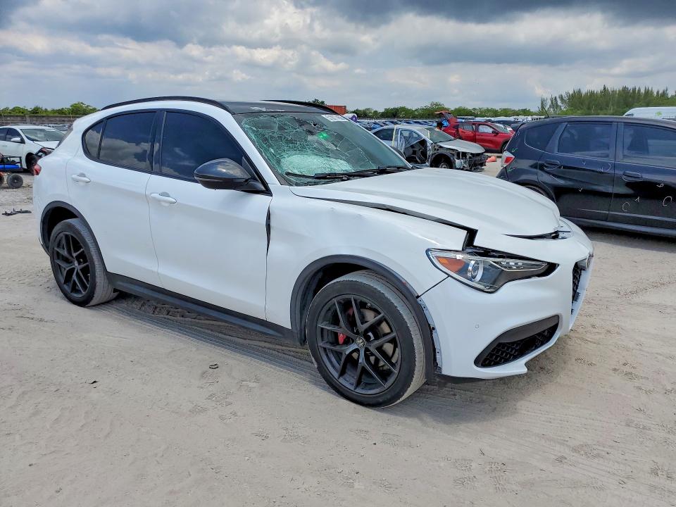 Продажа на аукционе авто 2019 Alfa Romeo Stelvio, vin: ZASPAKBN8K7C57893, номер лота: 51877456