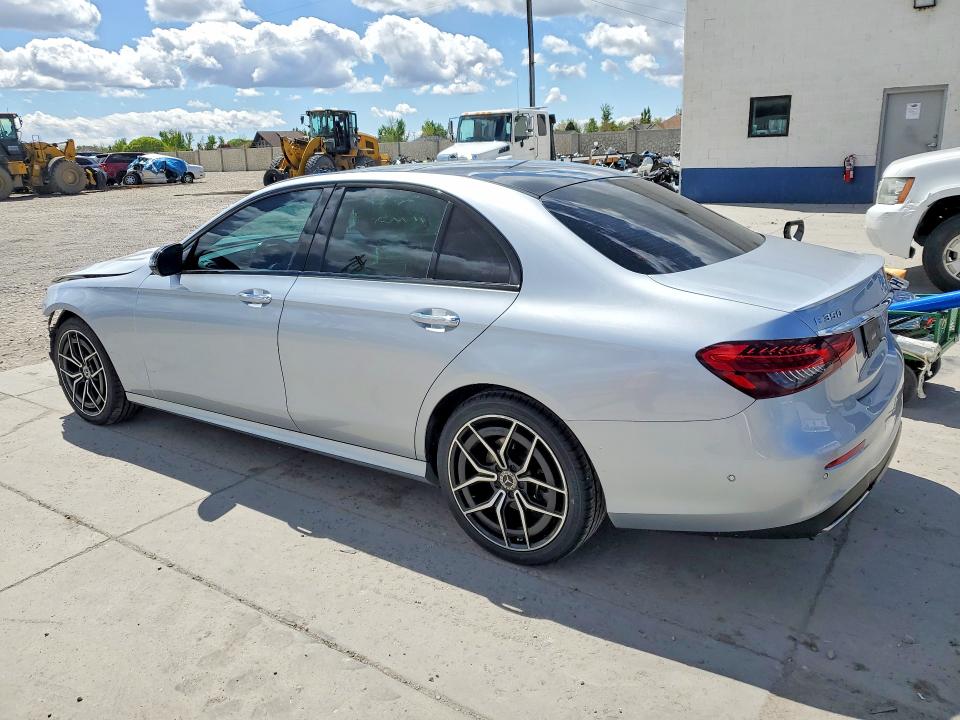49500136 :رقم المزاد ، W1KZF8EB5NB020387 vin ، 2022 Mercedes-benz E مزاد بيع