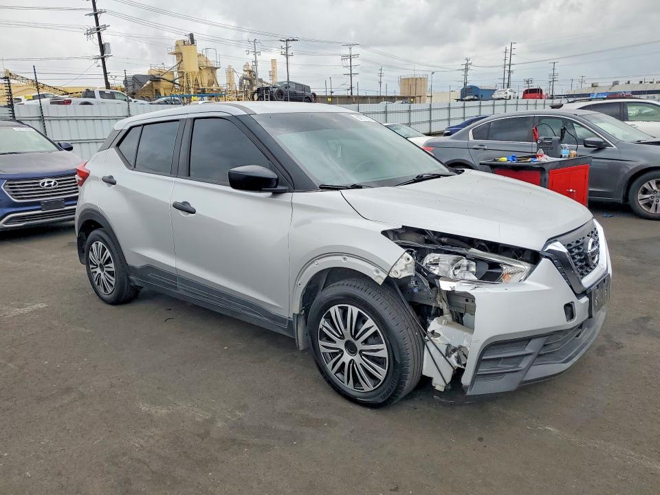 50778826 :رقم المزاد ، 3N1CP5BV4LL509422 vin ، 2020 Nissan Kicks مزاد بيع