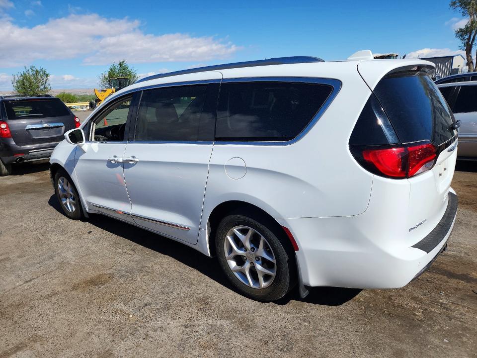 Продаж на аукціоні авто 2018 Chrysler Pacifica, vin: 2C4RC1EG7JR271302, номер лоту: 49750726