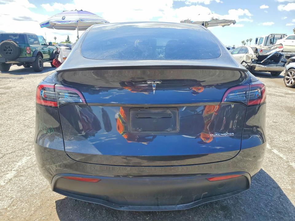 51004146 :رقم المزاد ، 7SAYGDEF1RF094572 vin ، 2024 Tesla Model Y مزاد بيع