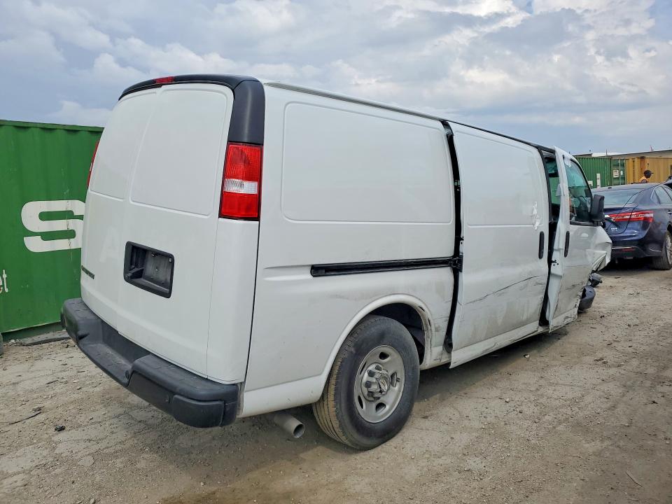 50097616 :رقم المزاد ، 1GCWGAFP5P1258230 vin ، 2023 Chevrolet Express 25 مزاد بيع