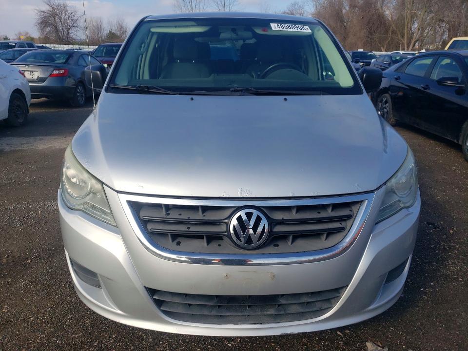 2011 Volkswagen Routan მანქანა იყიდება აუქციონზე, vin: 2V4RW4DG6BR621732, აუქციონის ნომერი: 48588906