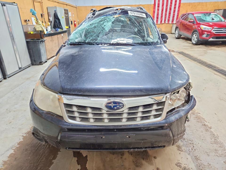 47613346 :رقم المزاد ، JF2SHBDC8BH768638 vin ، 2011 Subaru Forester مزاد بيع
