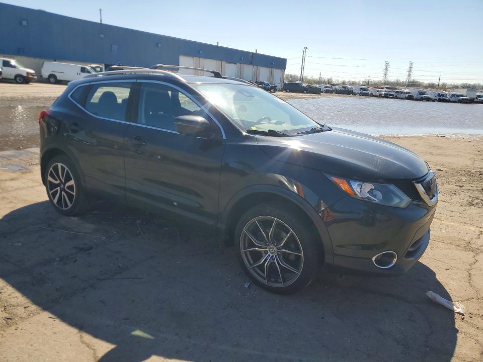 50268396 :رقم المزاد ، JN1BJ1CR7HW128463 vin ، 2017 Nissan Rogue Sport مزاد بيع