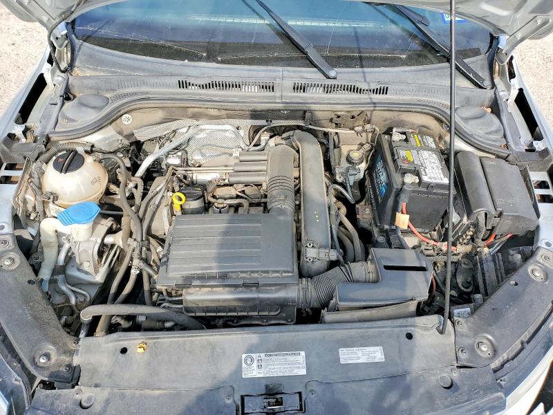 51560786 :رقم المزاد ، 3VW167AJ8GM295842 vin ، 2016 Volkswagen Jetta مزاد بيع