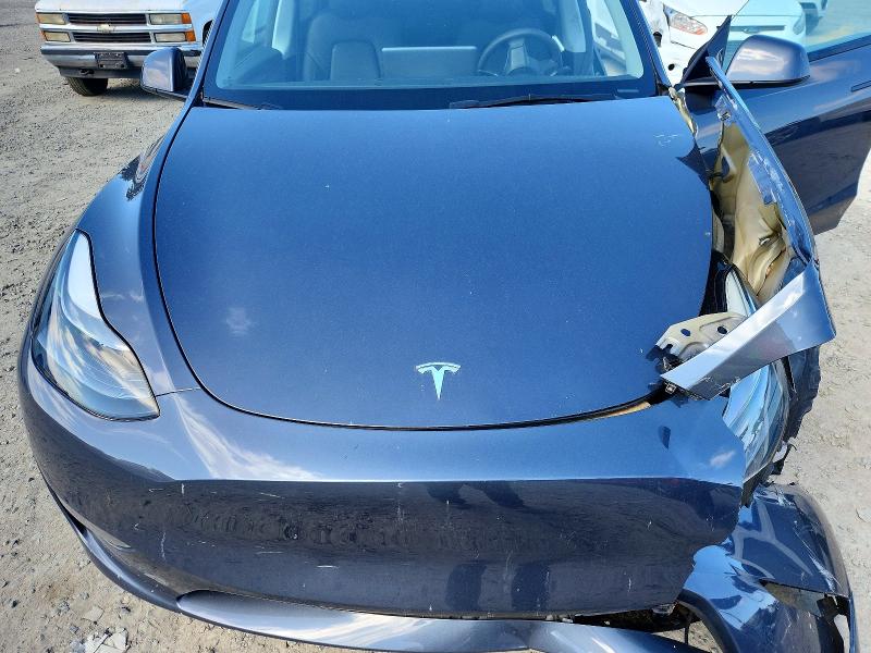 Продажа на аукционе авто 2023 Tesla Model Y, vin: 7SAYGAEE6PF762384, номер лота: 51131716