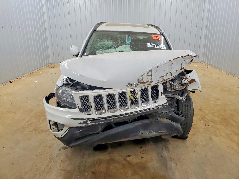 2017 Jeep Compass მანქანა იყიდება აუქციონზე, vin: 1C4NJCEB0HD212240, აუქციონის ნომერი: 50911096