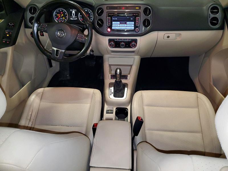 49736096 :رقم المزاد ، WVGBV7AX8CW545777 vin ، 2012 Volkswagen Tiguan مزاد بيع