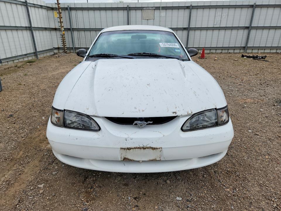 50764006 :رقم المزاد ، 1FAFP42X8WF193050 vin ، 1998 Ford Mustang مزاد بيع
