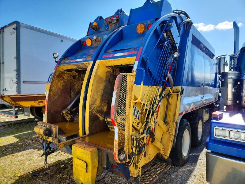 Продажа на аукционе авто 2010 Mack 800, vin: 1M2AX12C0AM010711, номер лота: 75094505