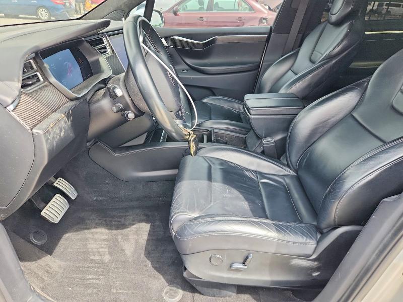 49955686 :رقم المزاد ، 5YJXCDE27HF051449 vin ، 2017 Tesla Model X مزاد بيع