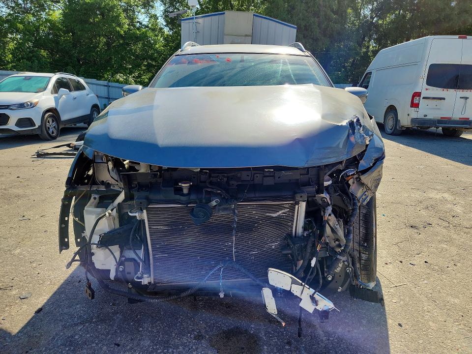 50150846 :رقم المزاد ، KNMAT2MT2HP573352 vin ، 2017 Nissan Rogue مزاد بيع