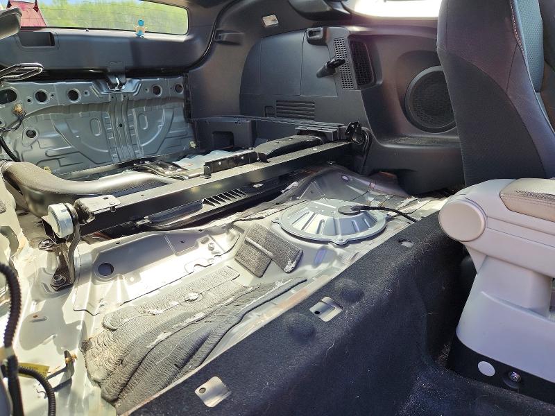 Продажа на аукционе авто 2015 Honda Cr-z, vin: JHMZF1D40FS002741, номер лота: 49152976