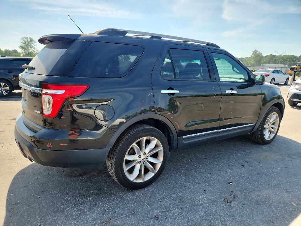 49009876 :رقم المزاد ، 1FM5K8F83FGB56878 vin ، 2015 Ford Explorer مزاد بيع