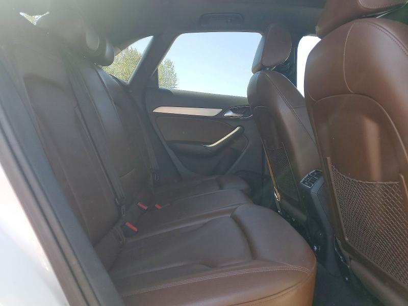 51585176 :رقم المزاد ، WA1BCCFS6JR033442 vin ، 2018 Audi Q3 مزاد بيع
