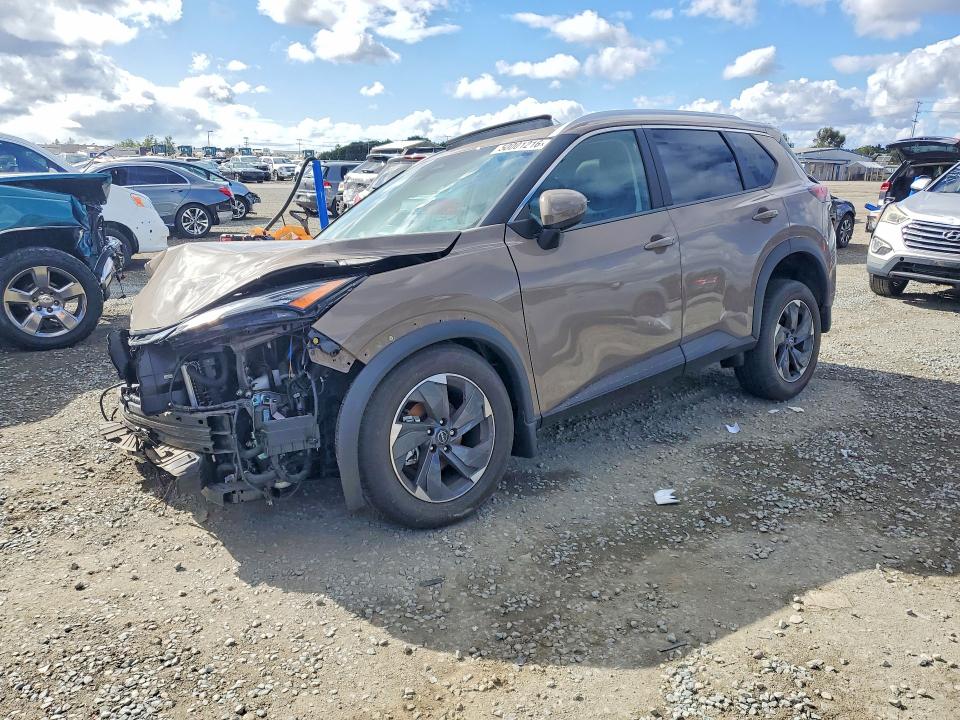Продажа на аукционе авто 2025 Nissan Rogue, vin: 5N1BT3BA2SC673652, номер лота: 50001216