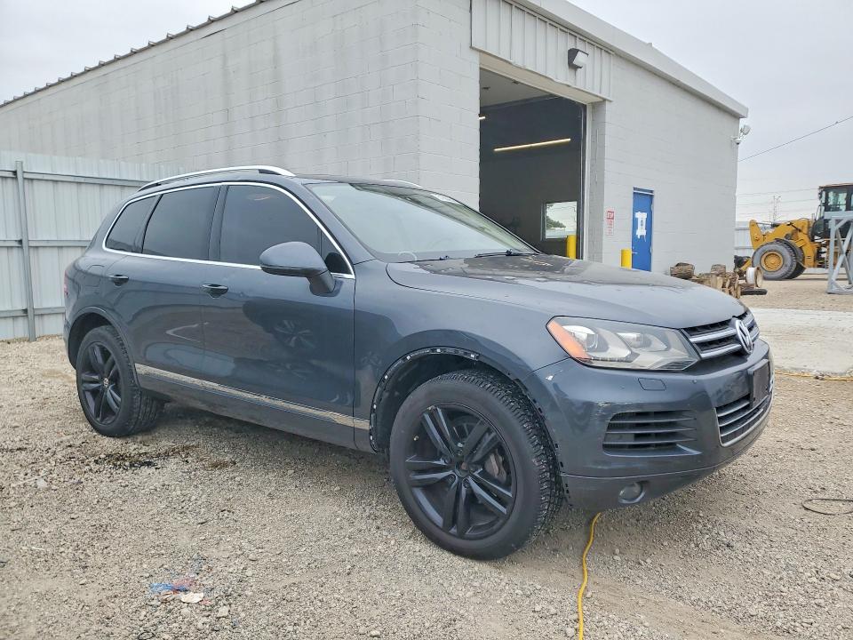 Auction sale of the 2013 Volkswagen Touareg, vin: WVGEP9BP9DD012836, lot number: 51659596
