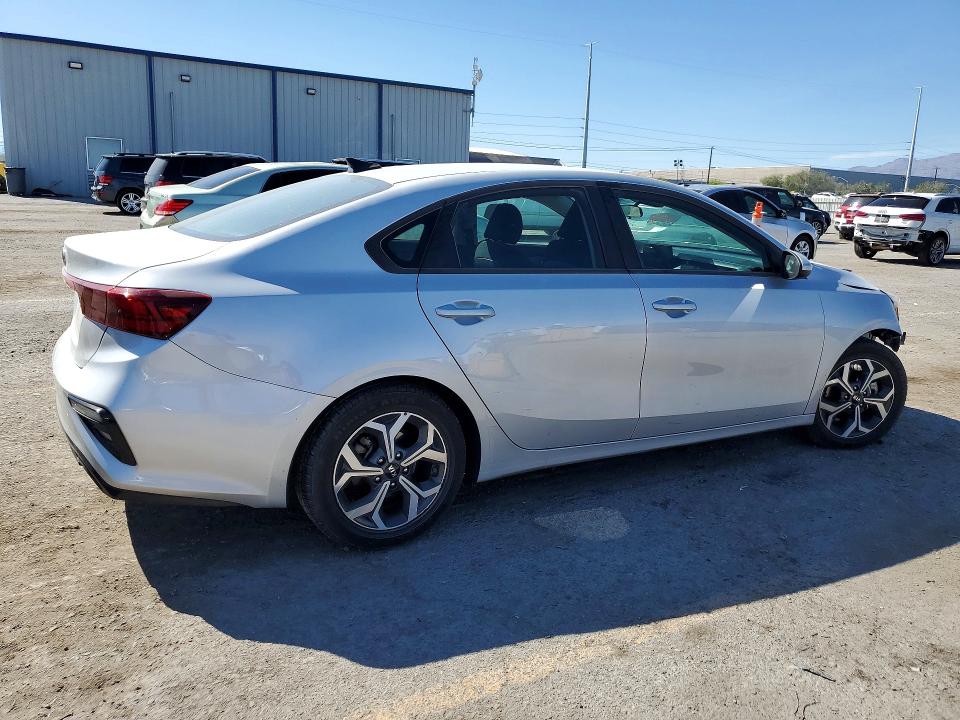 49163186 :رقم المزاد ، 3KPF24AD0ME363957 vin ، 2021 Kia Forte مزاد بيع