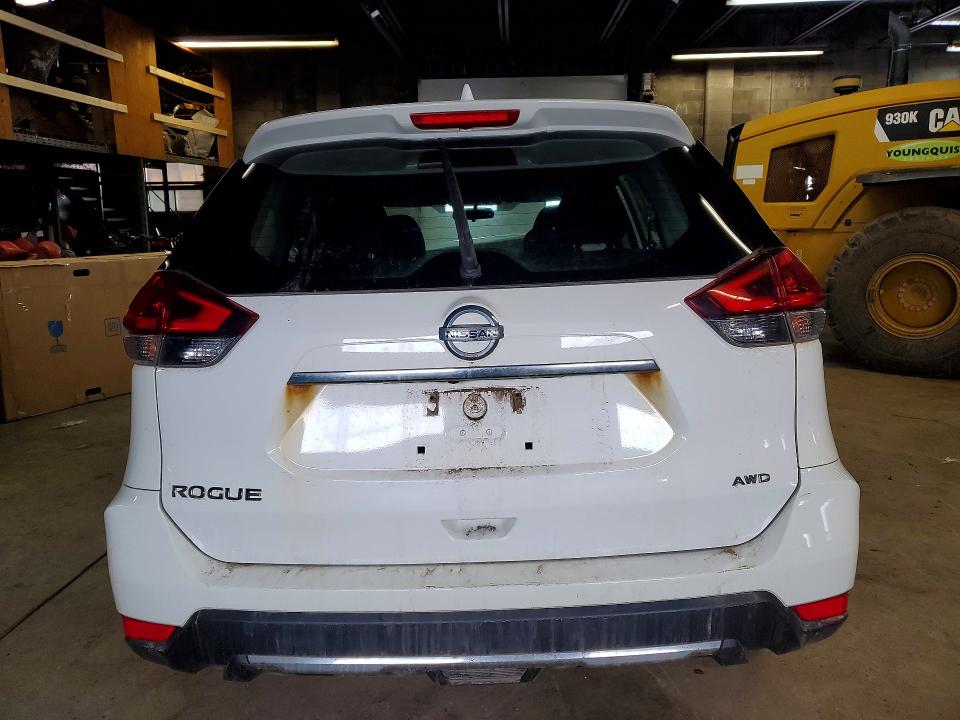 Auction sale of the 2018 Nissan Rogue, vin: 5N1AT2MV6JC811648, lot number: 47829166