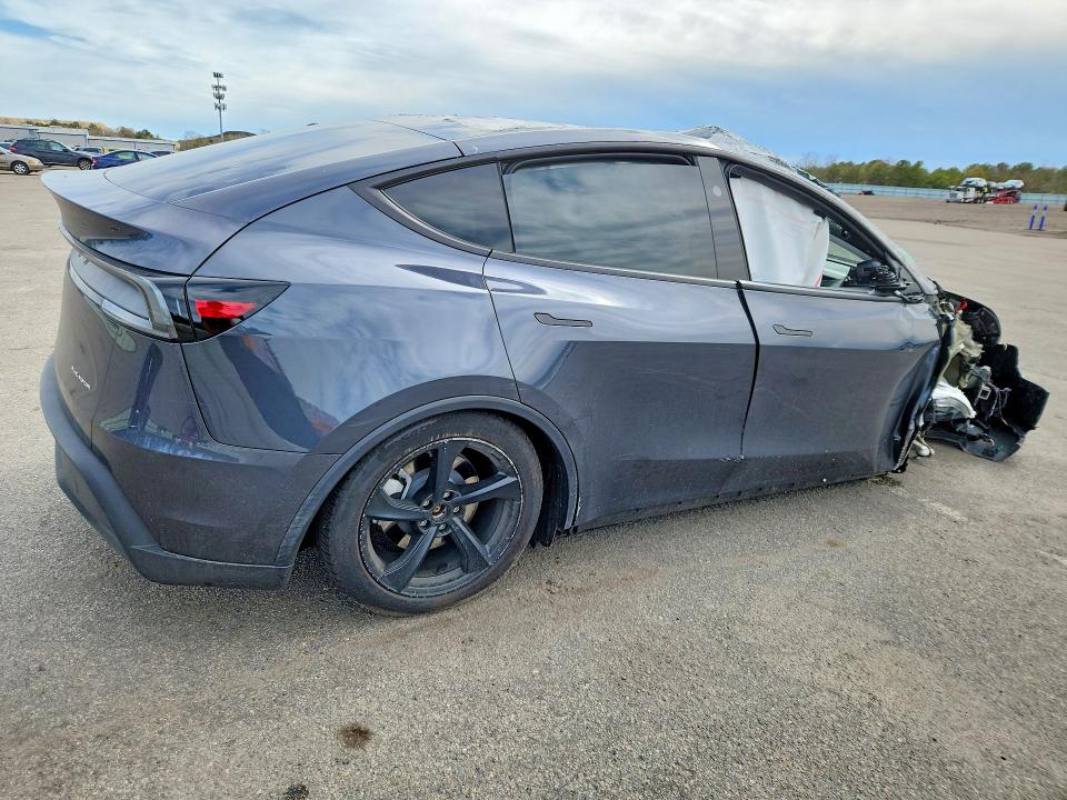 Продажа на аукционе авто 2026 Tesla Model Y, vin: 7SAYGDEE9TA446230, номер лота: 51428766