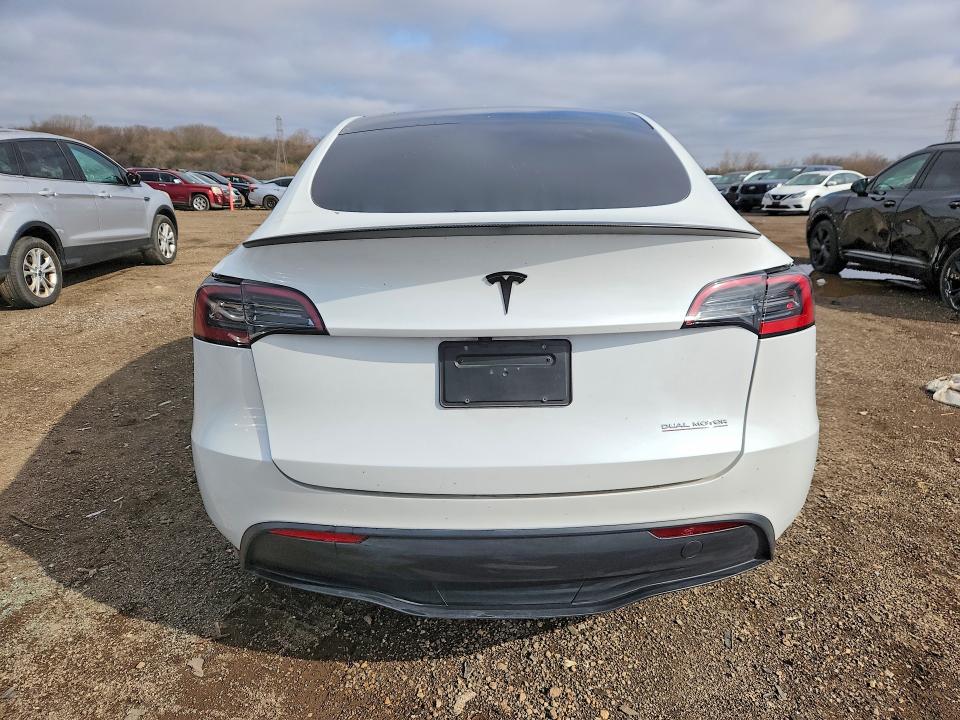 2025 Tesla Model Y მანქანა იყიდება აუქციონზე, vin: 7SAYGDEF6SA353611, აუქციონის ნომერი: 48331086