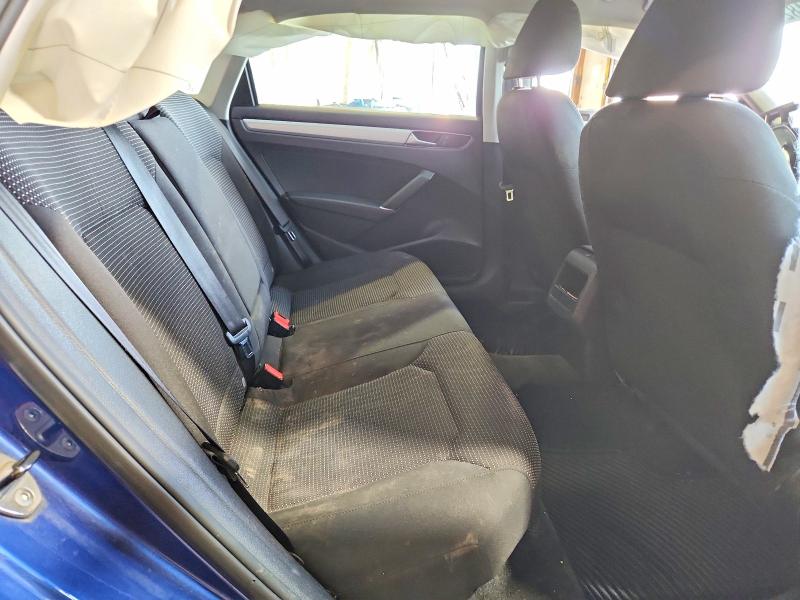 48272566 :رقم المزاد ، 1VWAT7A35GC051562 vin ، 2016 Volkswagen Passat مزاد بيع