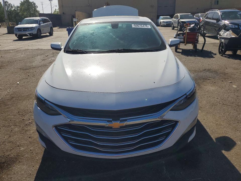 Продажа на аукционе авто 2019 Chevrolet Malibu, vin: 1G1ZD5ST2KF137479, номер лота: 50676476