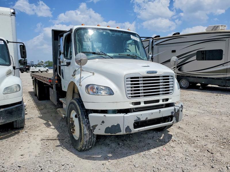 50458576 :رقم المزاد ، 1FVHCYCY8FHGH8678 vin ، 2015 Freightliner M2 مزاد بيع