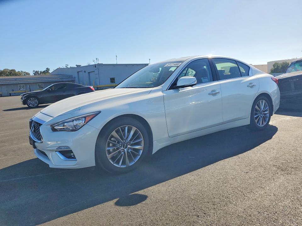 2024 Infiniti Q50 მანქანა იყიდება აუქციონზე, vin: JN1EV7BP6RM601111, აუქციონის ნომერი: 49121466