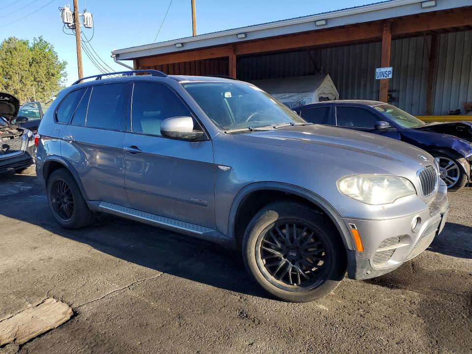 51010806 :رقم المزاد ، 5UXZV4C59BL411159 vin ، 2011 Bmw X5 مزاد بيع