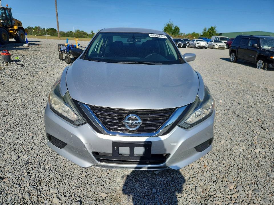 Продаж на аукціоні авто 2017 Nissan Altima, vin: 1N4AL3AP6HC160165, номер лоту: 49896986