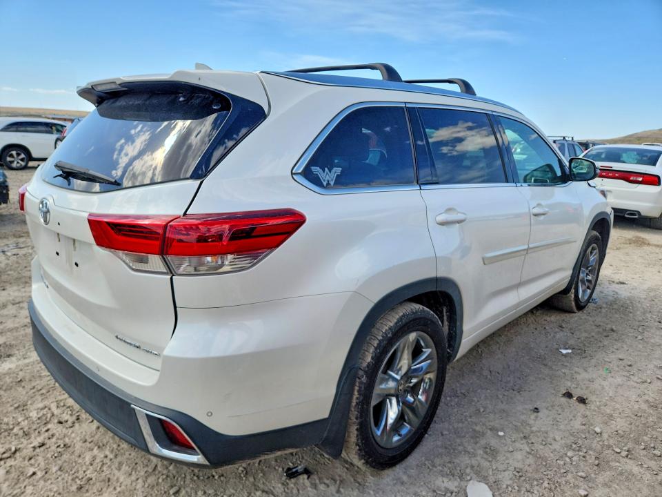 Продажа на аукционе авто 2019 Toyota Highlander, vin: 5TDDZRFH0KS743671, номер лота: 50553406
