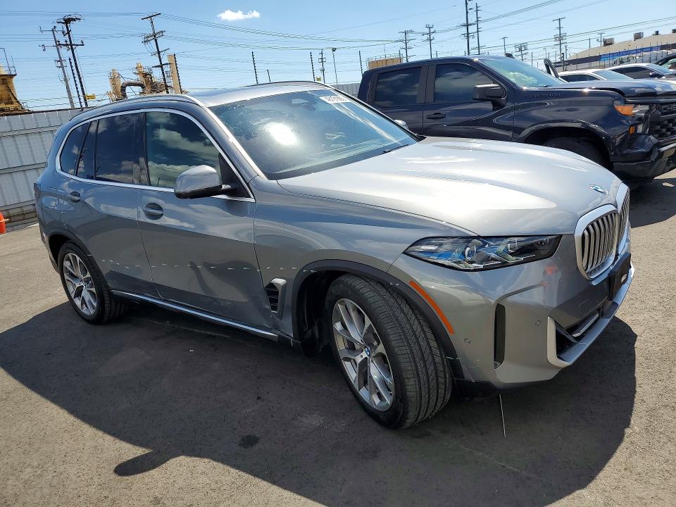 48191806 :رقم المزاد ، 5UX13EU06S9Y91024 vin ، 2025 Bmw X5 مزاد بيع