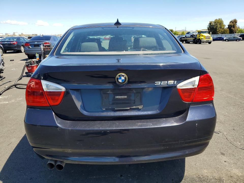 Продажа на аукционе авто 2006 Bmw 325, vin: WBAVB13526PT06661, номер лота: 50333196