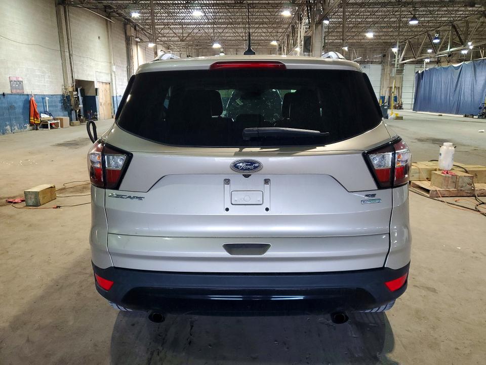 2018 Ford Escape მანქანა იყიდება აუქციონზე, vin: 1FMCU0GD5JUC31797, აუქციონის ნომერი: 51540156