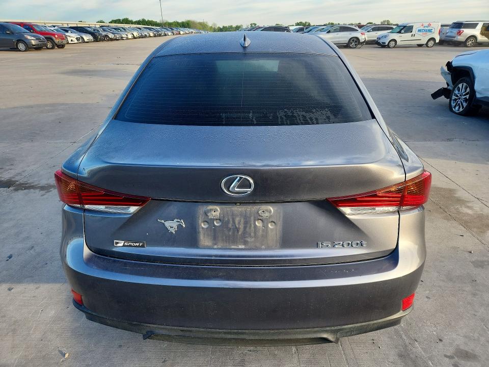 49176096 :رقم المزاد ، JTHBA1D28H5051881 vin ، 2017 Lexus Is 200t مزاد بيع