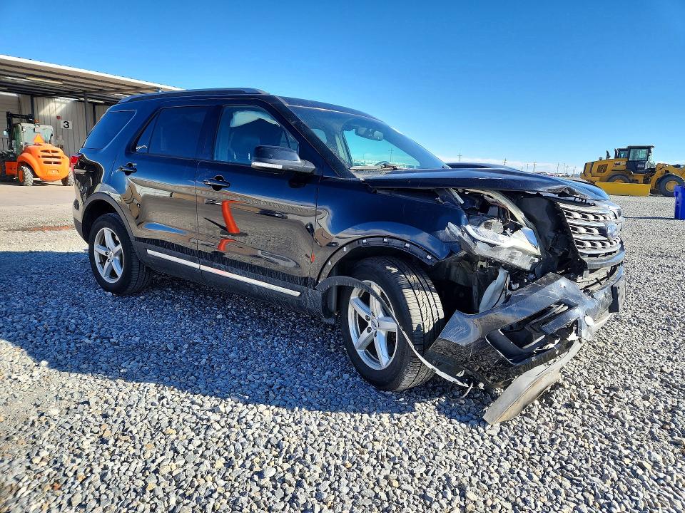 48799556 :رقم المزاد ، 1FM5K8D89HGA83179 vin ، 2017 Ford Explorer مزاد بيع