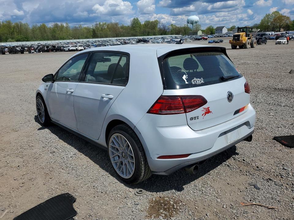 49972476 :رقم المزاد ، 3VW447AU8JM259606 vin ، 2018 Volkswagen Gti مزاد بيع