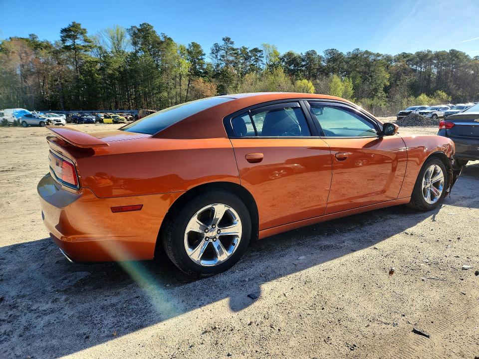 48415226 :رقم المزاد ، 2B3CL3CG3BH598258 vin ، 2011 Dodge Charger مزاد بيع