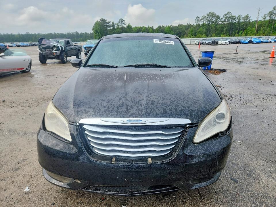 Продажа на аукционе авто 2013 Chrysler 200, vin: 1C3CCBBB9DN727200, номер лота: 51825386
